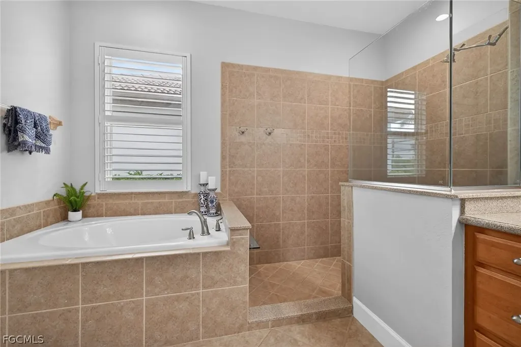 5709 Calmar Breeze Lane Fort Myers FL 33908