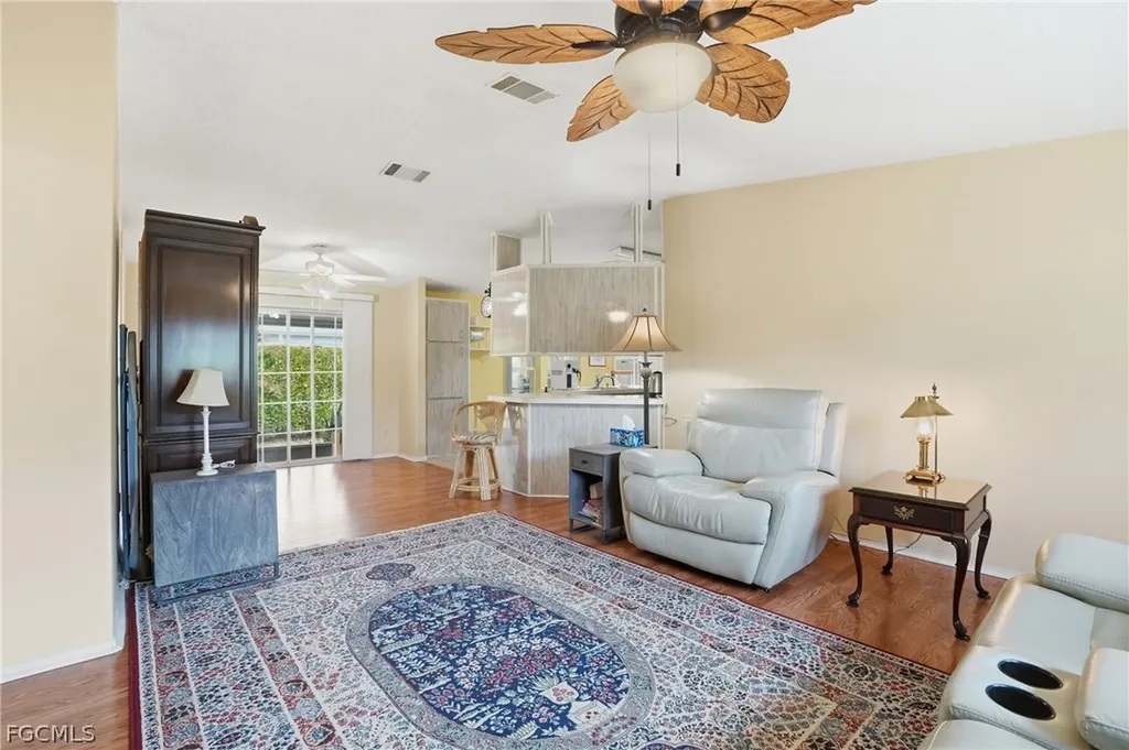 919 Manatee Road Naples FL 34114