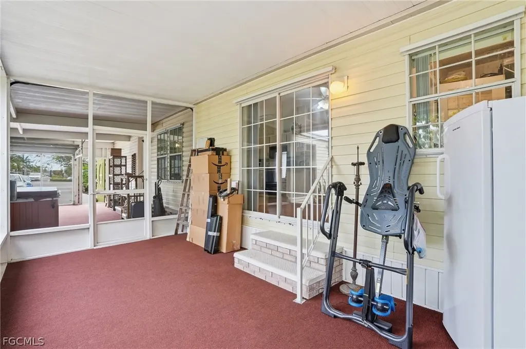 919 Manatee Road Naples FL 34114