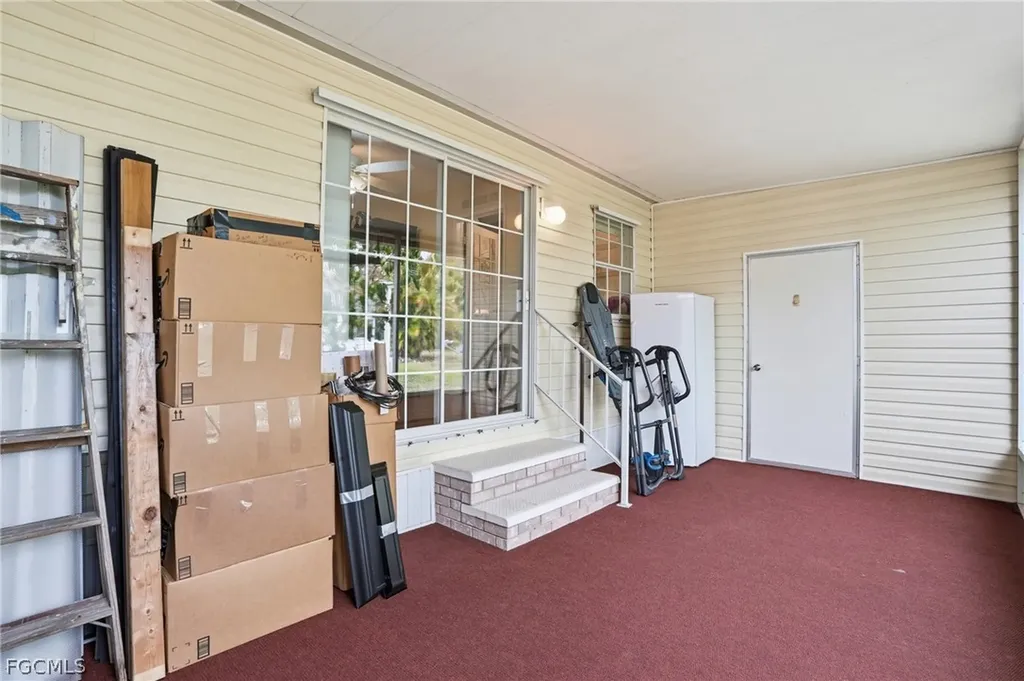 919 Manatee Road Naples FL 34114