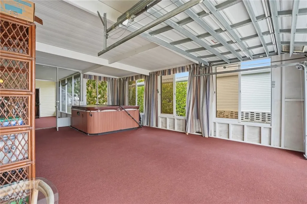 919 Manatee Road Naples FL 34114