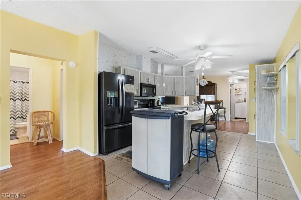 919 Manatee Road Naples FL 34114