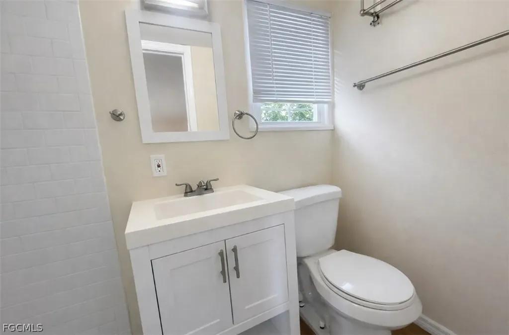 719 Burdick Avenue Fort Myers FL 33905