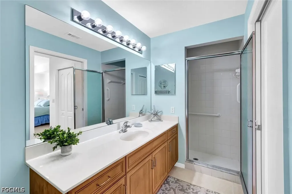 8270 Pathfinder Loop Fort Myers FL 33919