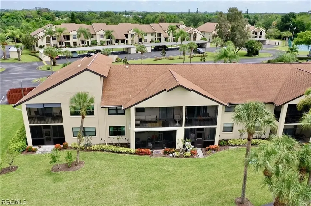 8445 Charter Club Circle Fort Myers FL 33919