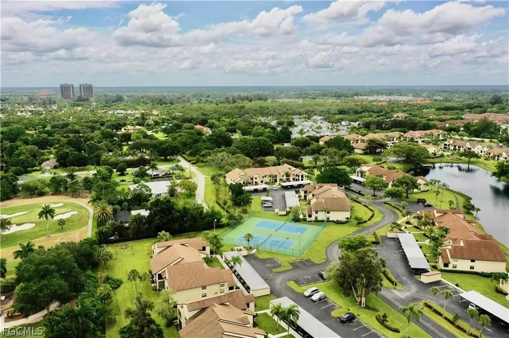 8445 Charter Club Circle Fort Myers FL 33919
