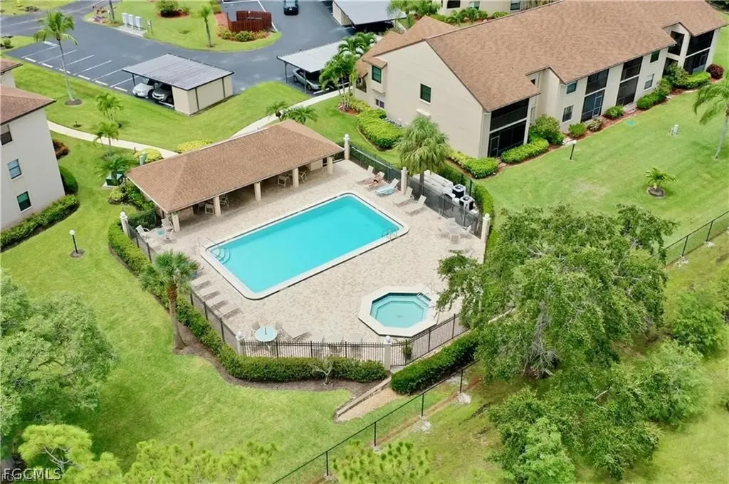 8445 Charter Club Circle Fort Myers FL 33919