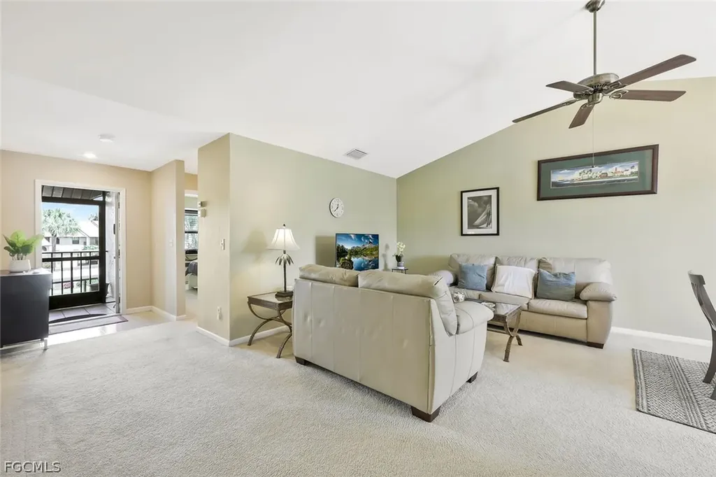 8445 Charter Club Circle Fort Myers FL 33919