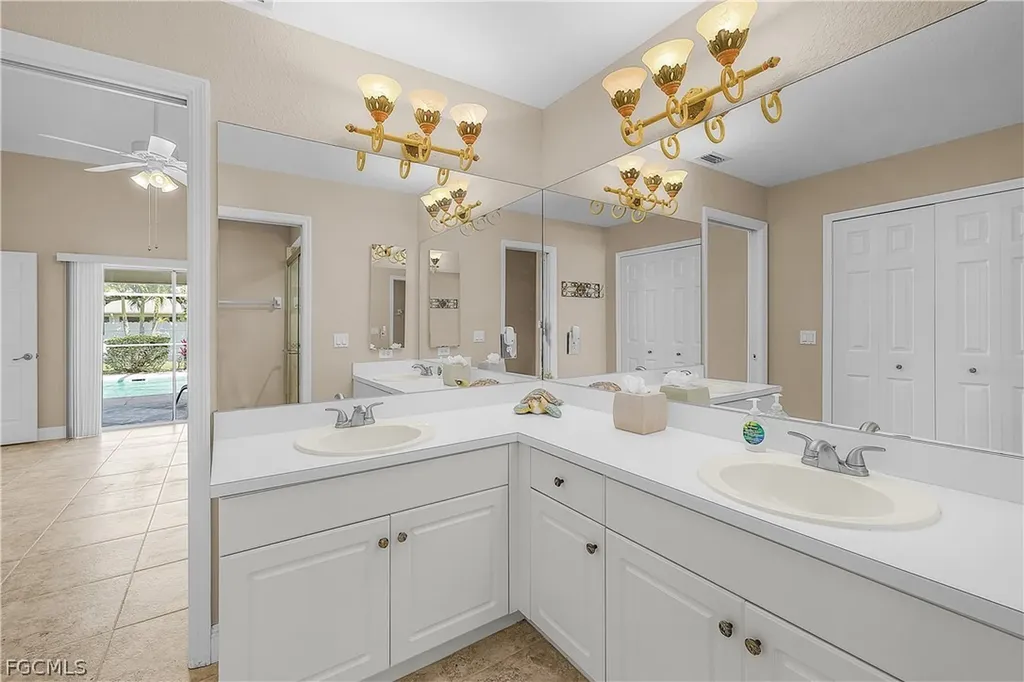 619 SE 30th Street Cape Coral FL 33904