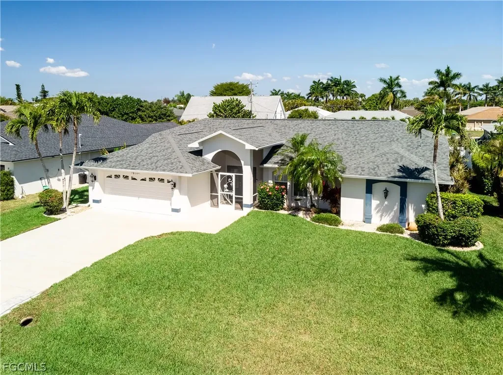 619 SE 30th Street Cape Coral FL 33904