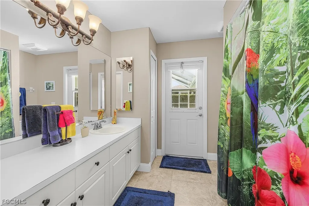 619 SE 30th Street Cape Coral FL 33904