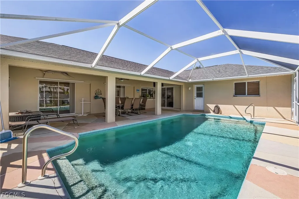 619 SE 30th Street Cape Coral FL 33904