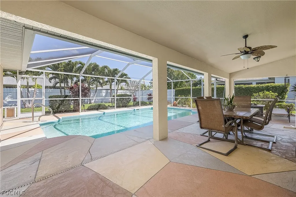 619 SE 30th Street Cape Coral FL 33904