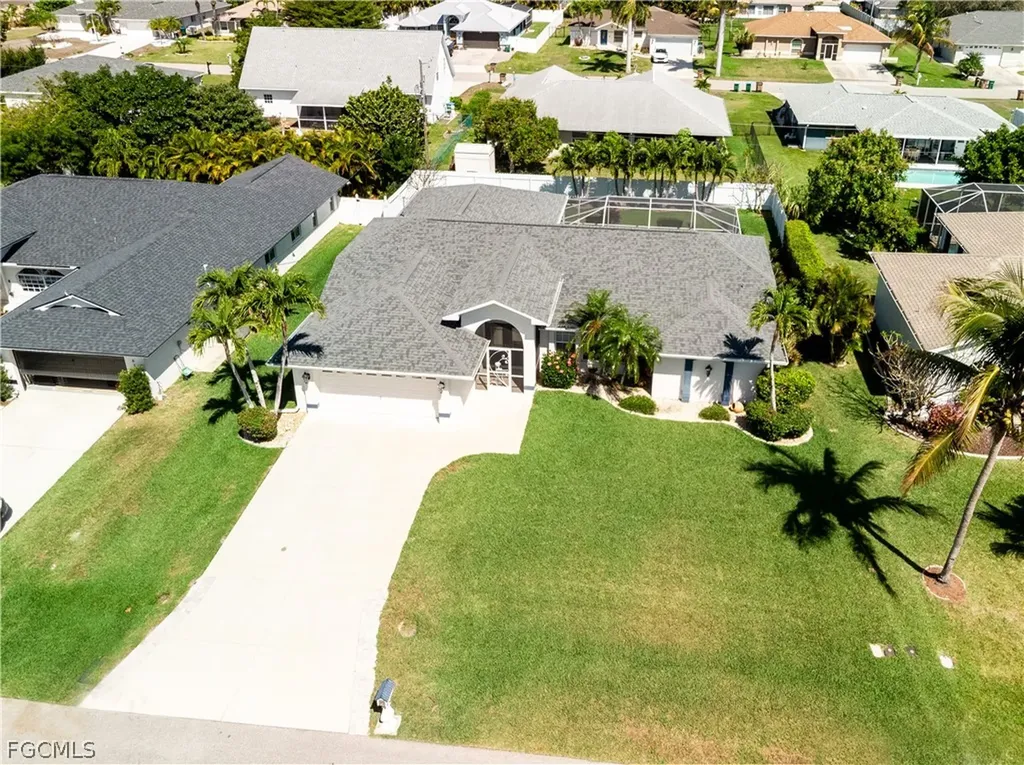 619 SE 30th Street Cape Coral FL 33904