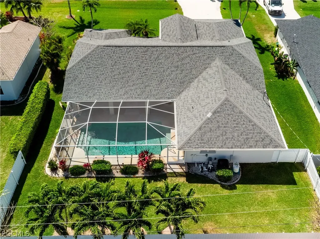 619 SE 30th Street Cape Coral FL 33904