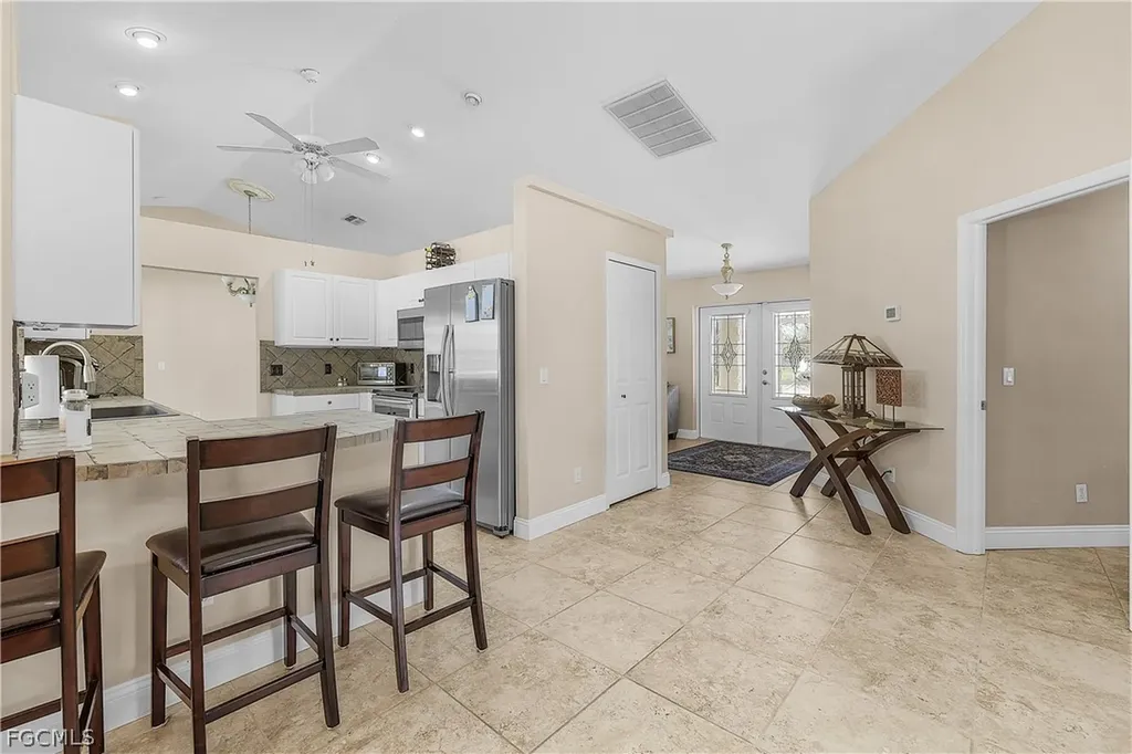 619 SE 30th Street Cape Coral FL 33904