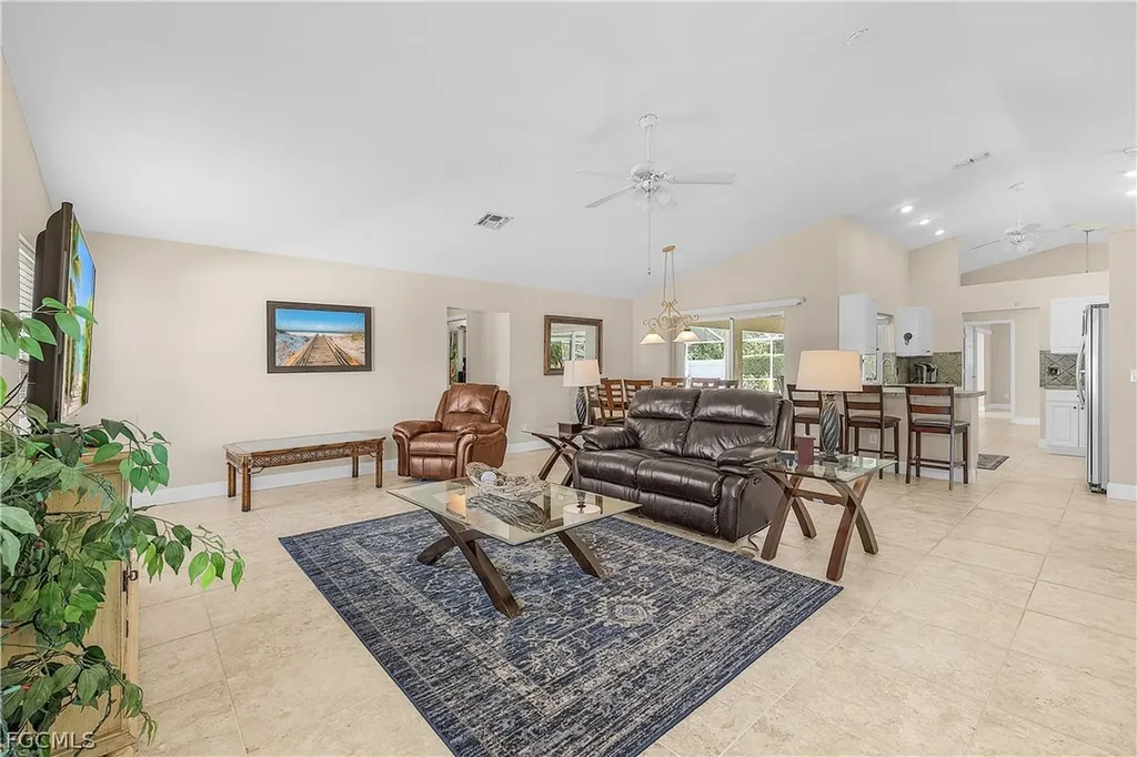 619 SE 30th Street Cape Coral FL 33904