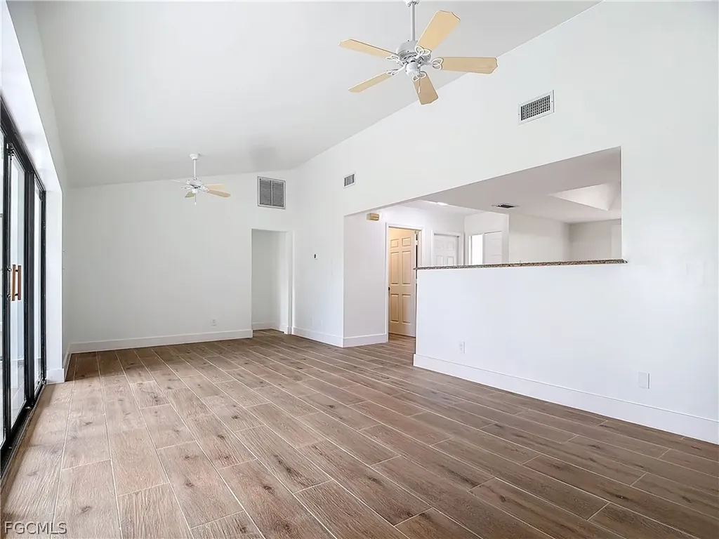 88 Erie Drive Naples FL 34110