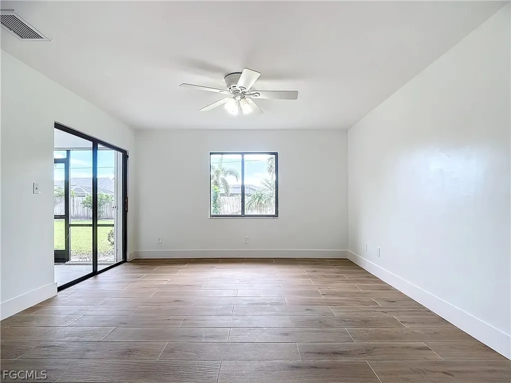 88 Erie Drive Naples FL 34110
