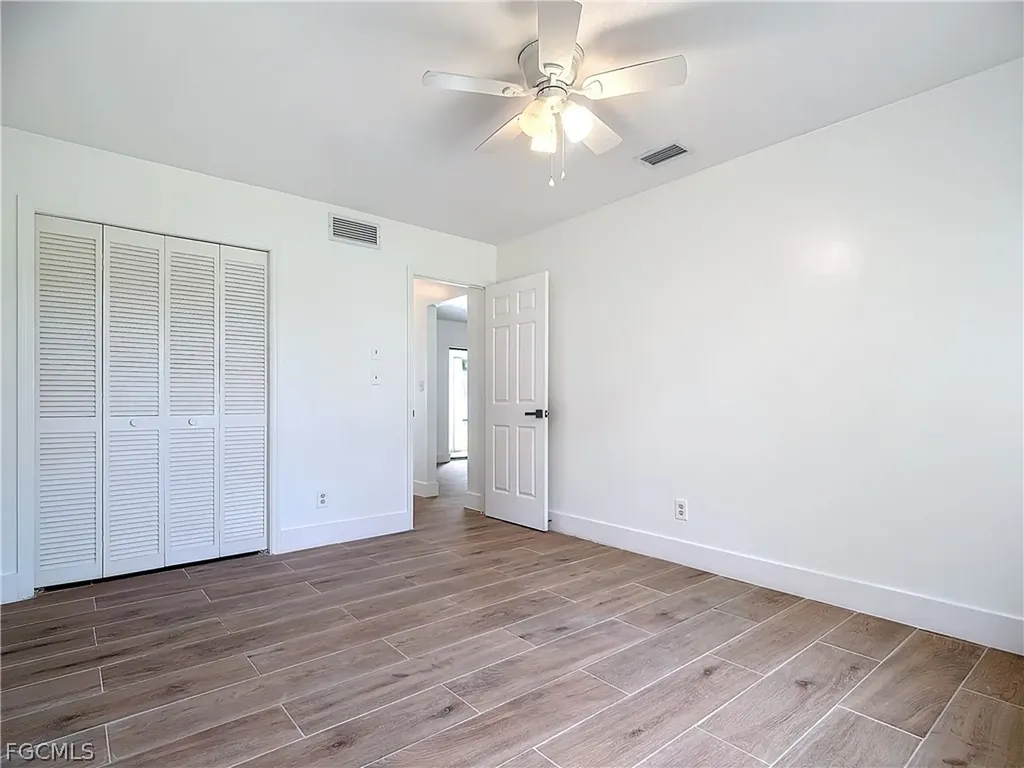 88 Erie Drive Naples FL 34110