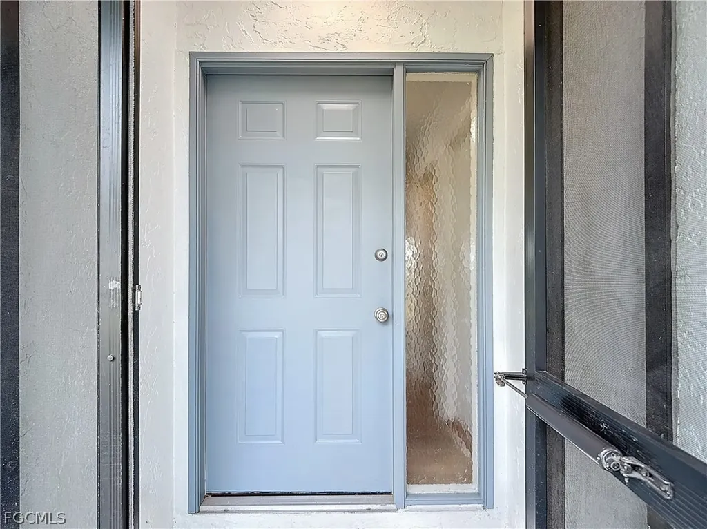 88 Erie Drive Naples FL 34110