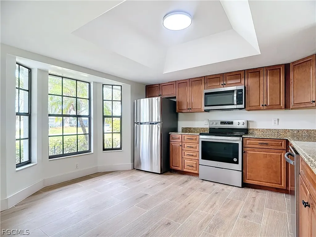 88 Erie Drive Naples FL 34110