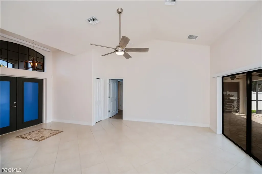 4607 SW 14th Avenue Cape Coral FL 33914