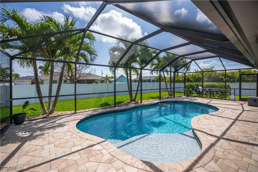 4607 SW 14th Avenue Cape Coral FL 33914