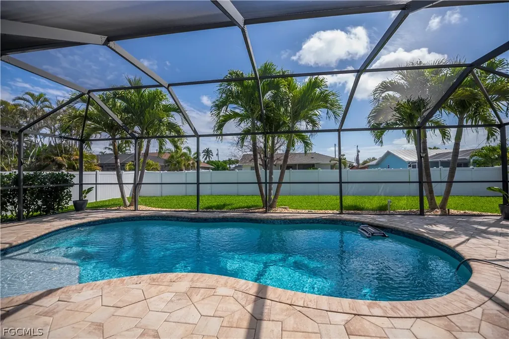 4607 SW 14th Avenue Cape Coral FL 33914