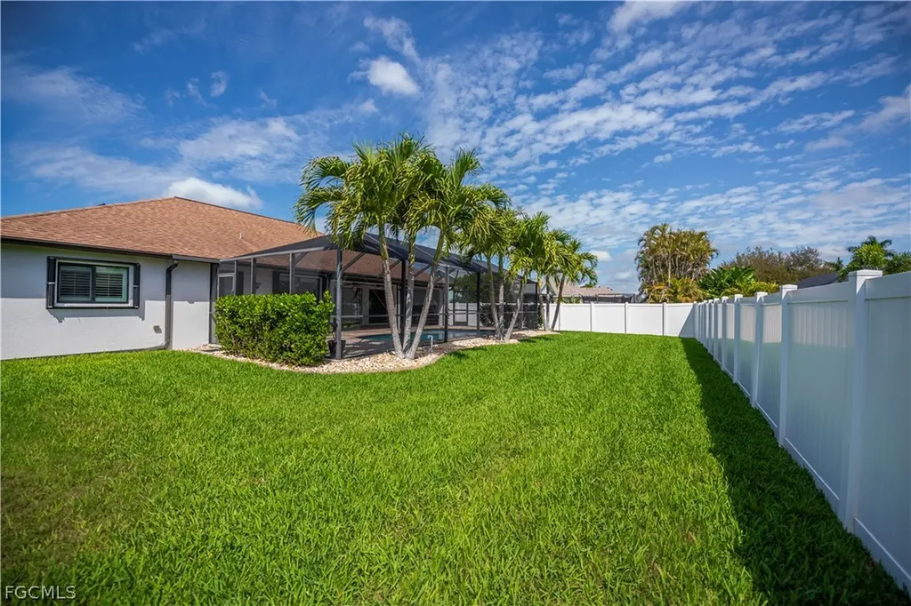 4607 SW 14th Avenue Cape Coral FL 33914