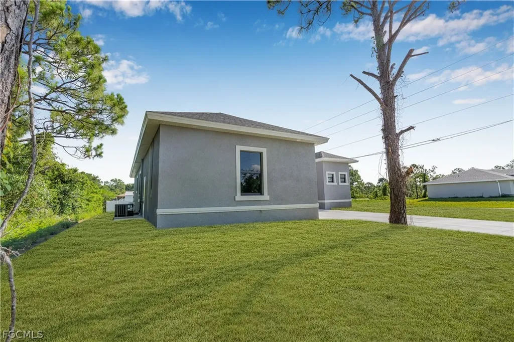 3200 44th Street W Lehigh Acres FL 33971