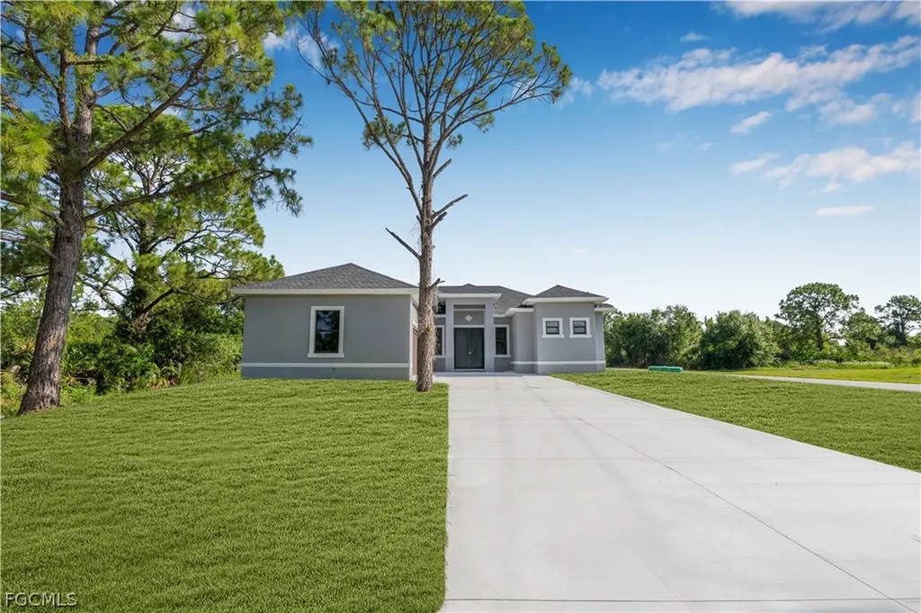 3200 44th Street W Lehigh Acres FL 33971