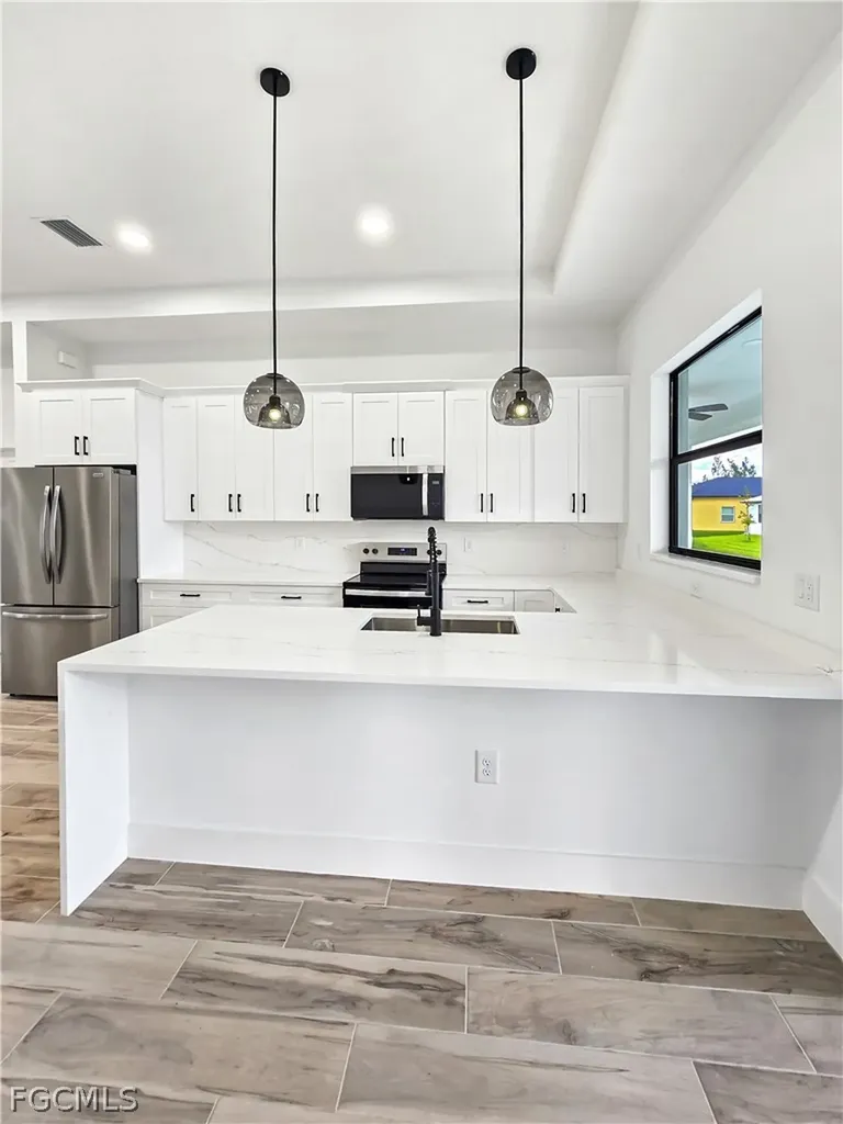 4113 Kismet Parkway W Cape Coral FL 33993