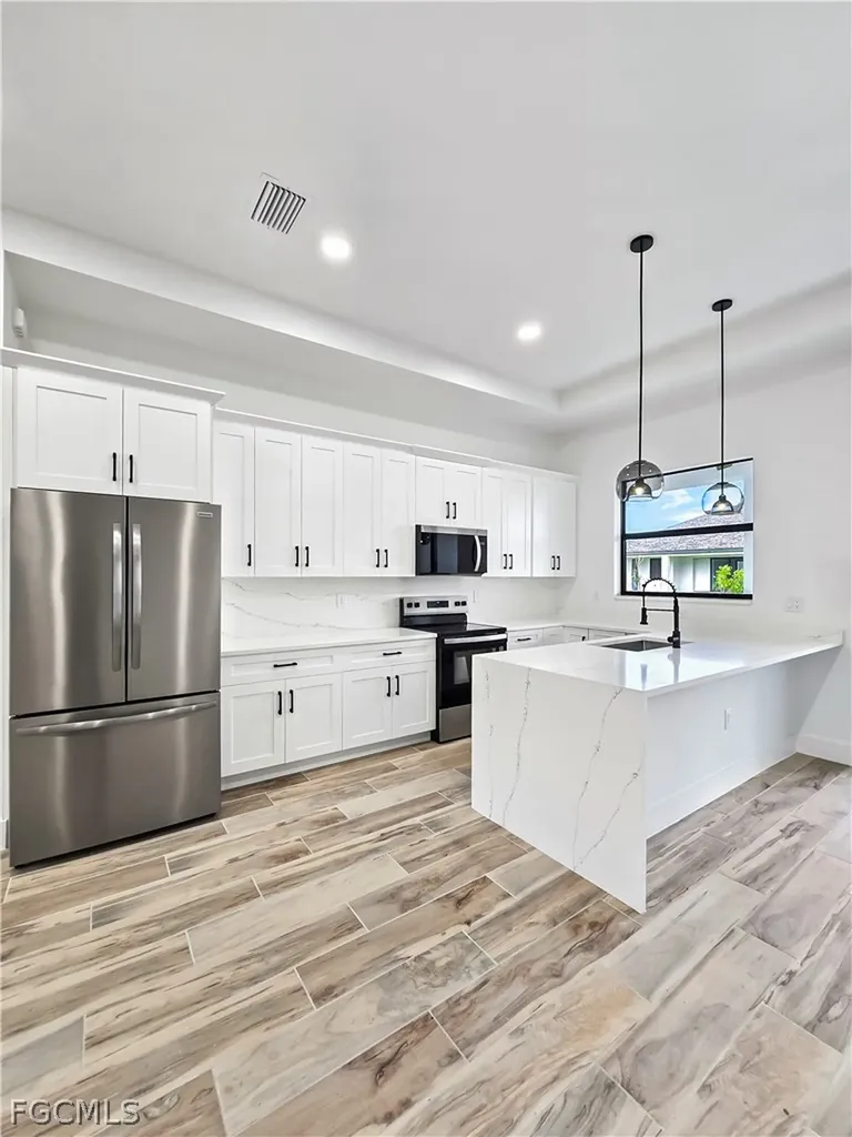 4113 Kismet Parkway W Cape Coral FL 33993