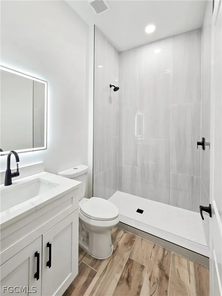 4113 Kismet Parkway W Cape Coral FL 33993