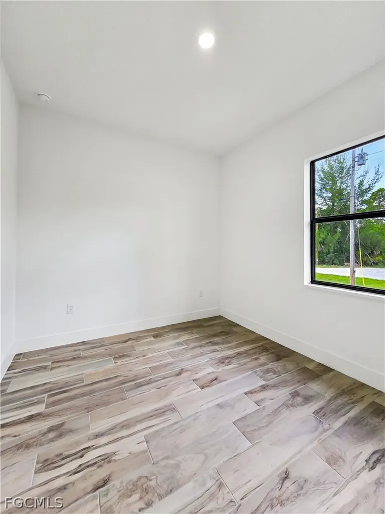 4113 Kismet Parkway W Cape Coral FL 33993