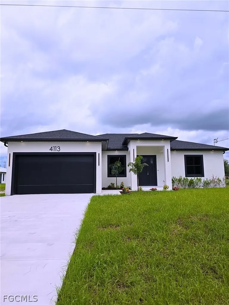 4113 Kismet Parkway W Cape Coral FL 33993