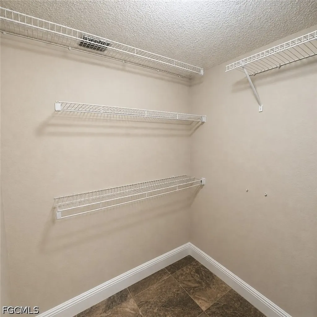 2264 Winkler Avenue Fort Myers FL 33901