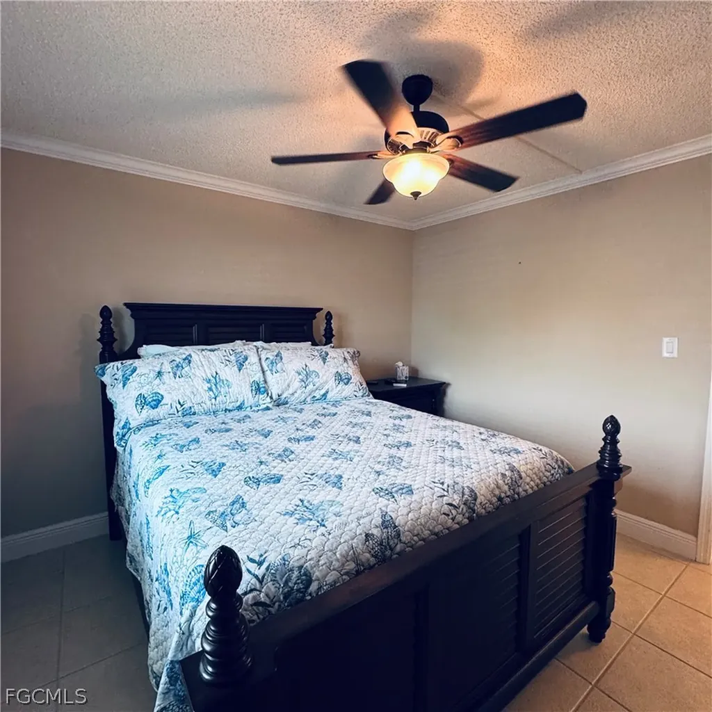 2264 Winkler Avenue Fort Myers FL 33901