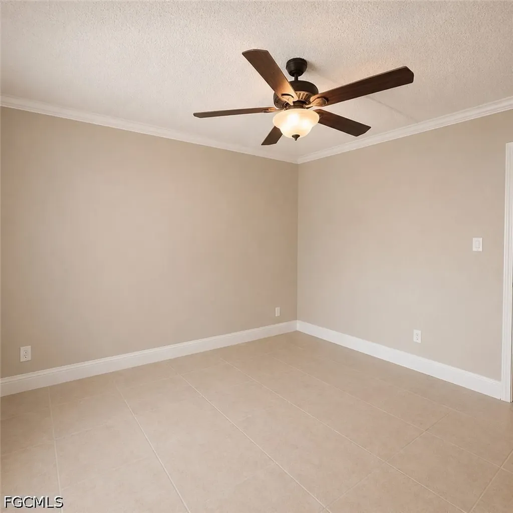 2264 Winkler Avenue Fort Myers FL 33901