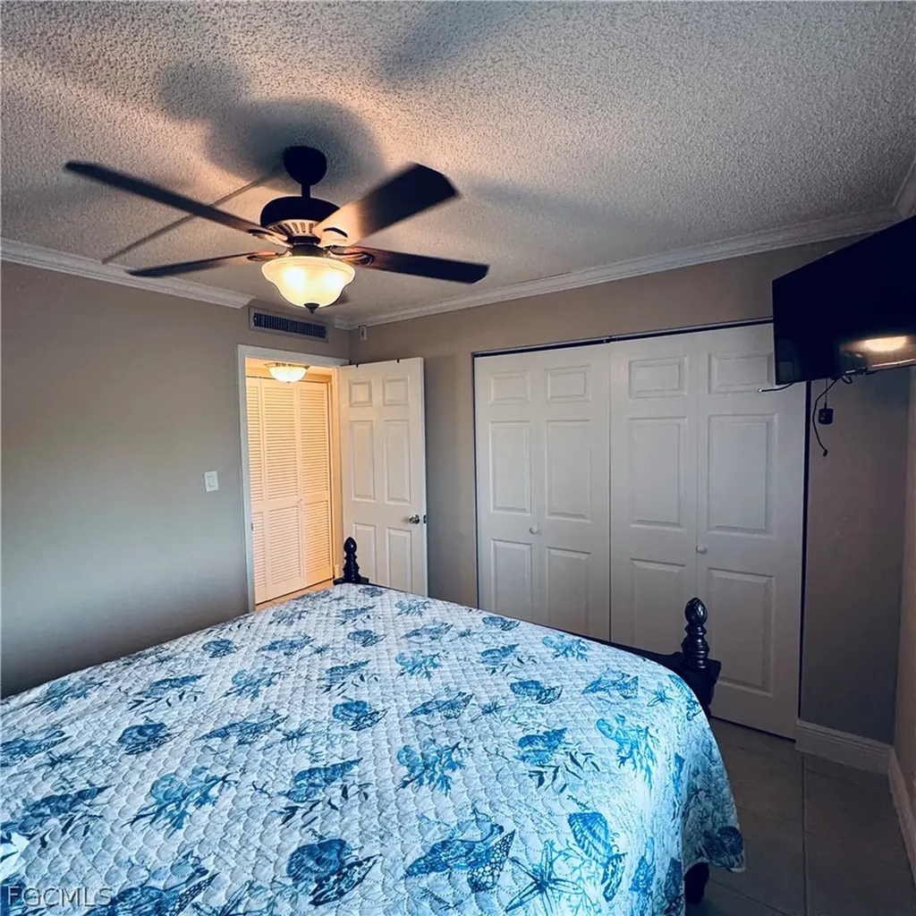 2264 Winkler Avenue Fort Myers FL 33901