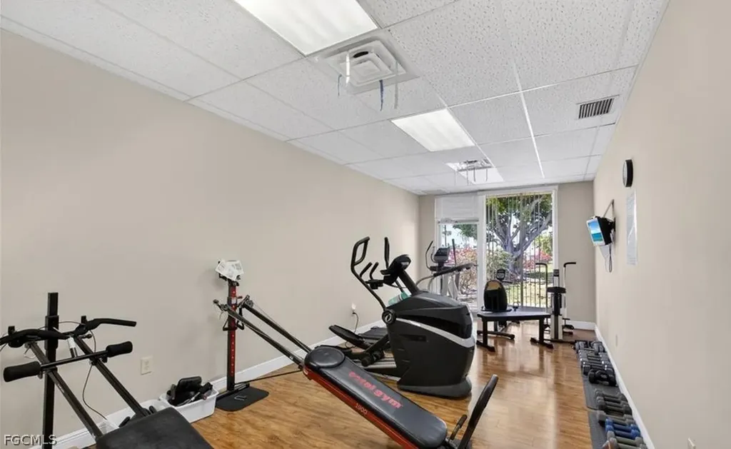 2264 Winkler Avenue Fort Myers FL 33901