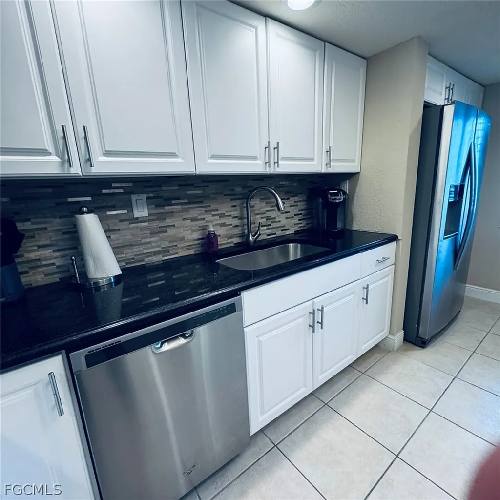 2264 Winkler Avenue Fort Myers FL 33901