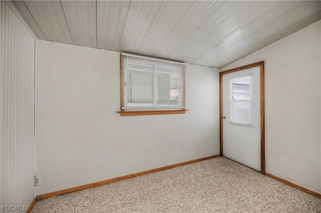 51 La Fonda Lane North Fort Myers FL 33903