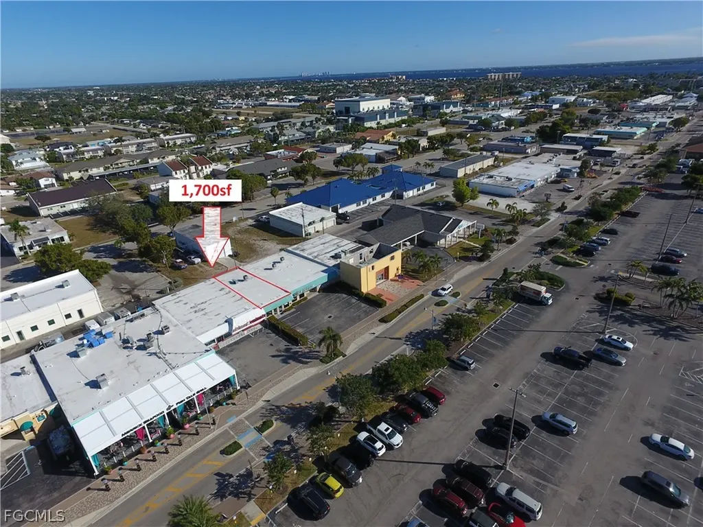 1309-B SE 47th Terrace Cape Coral FL 33904