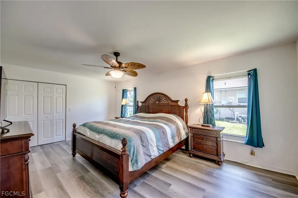 121 SE 17th Street Cape Coral FL 33990