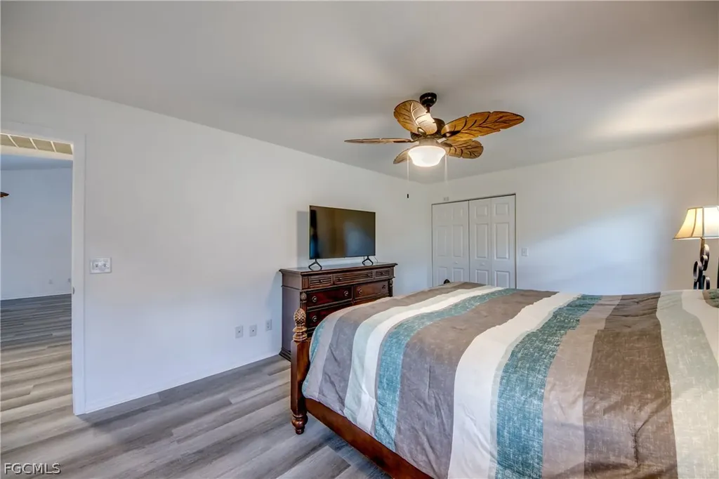 121 SE 17th Street Cape Coral FL 33990