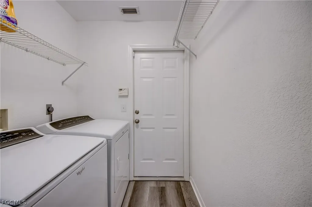 121 SE 17th Street Cape Coral FL 33990