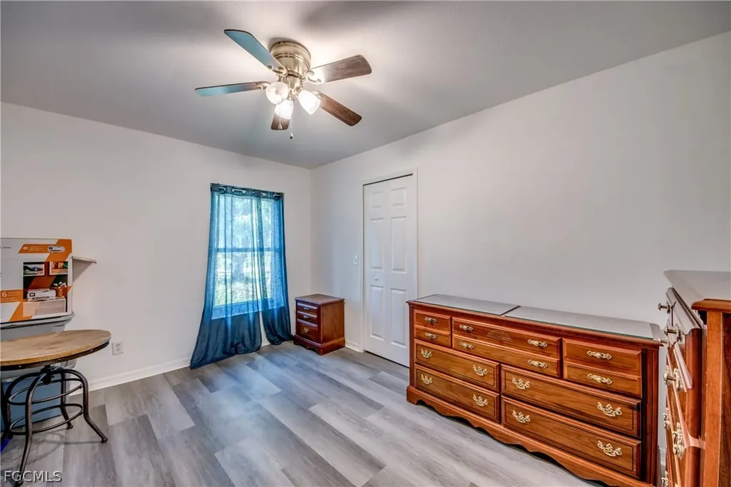 121 SE 17th Street Cape Coral FL 33990