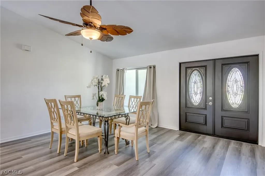 121 SE 17th Street Cape Coral FL 33990